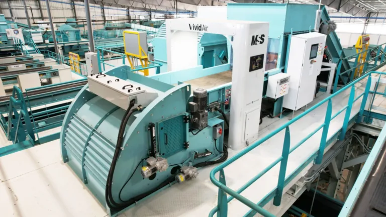 Vivid AI Unit in a recycling MRF